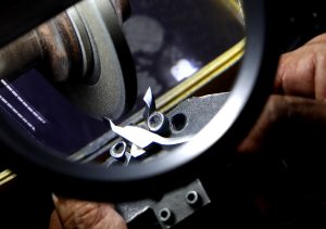 Mài Kềm Công Nghệ Cao tại Quyên